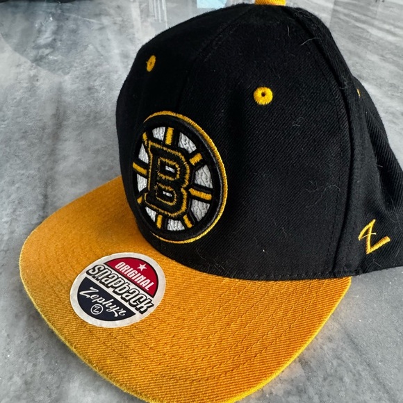Boston Bruins NHL SnapBack Hockey Hat Zephyr - Picture 4 of 7